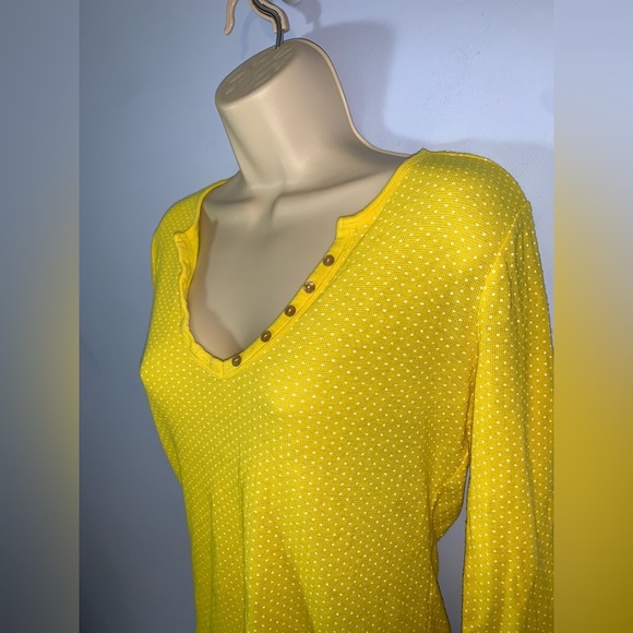 Old navy Y2K 2000’s Yellow Polka Dot Henley button v neck modal thermal size s - Picture 2 of 7